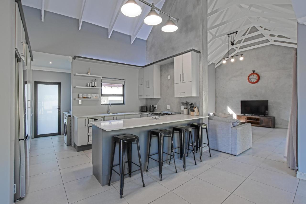 House Lezan Appartamento Hartbeespoort Esterno foto